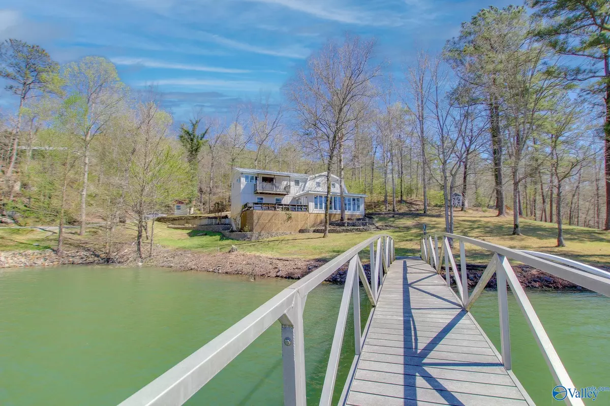 Houston, AL 35572,145 County Road 3140