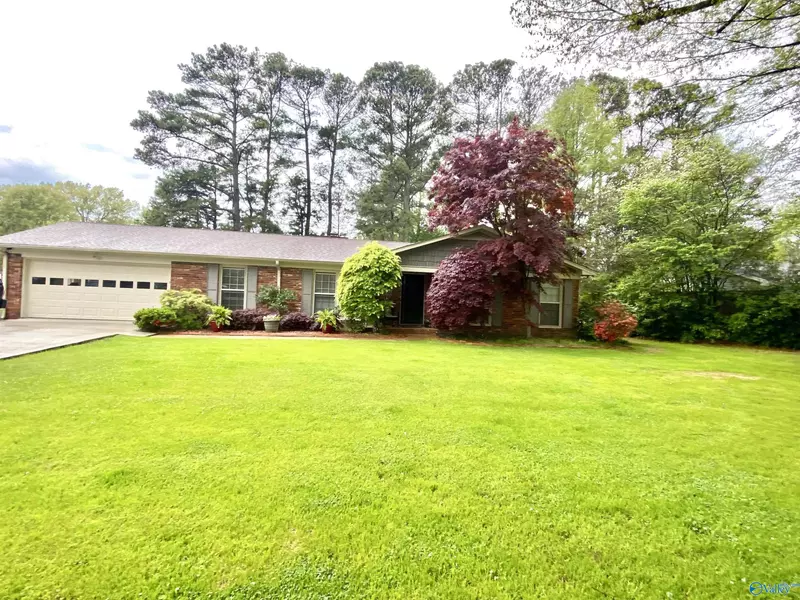 2307 Brookwood Drive SE, Decatur, AL 35601