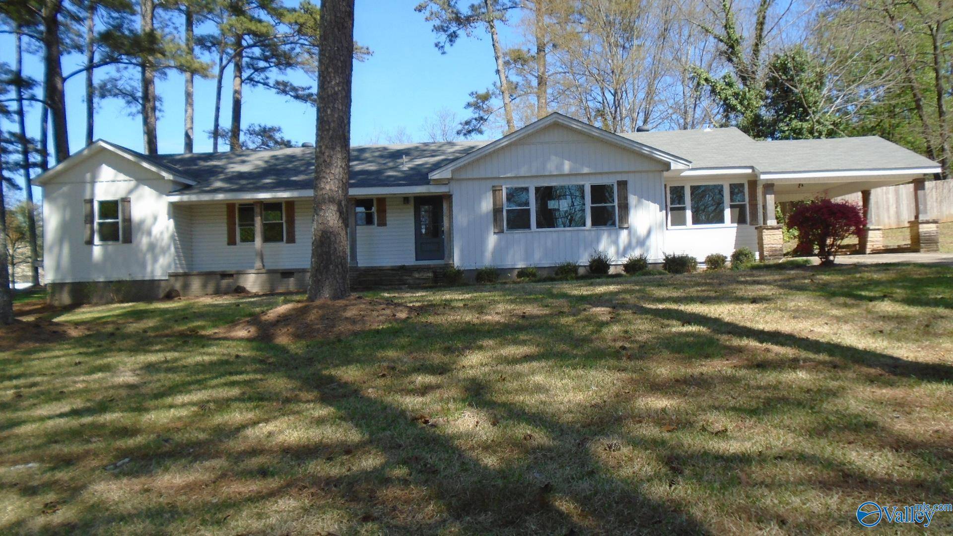 53636 Highway 231,  Oneonta,  AL 35121