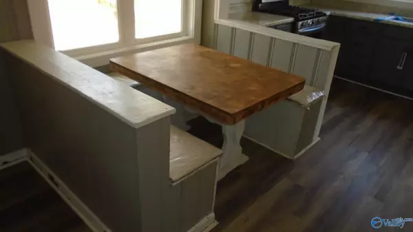 Oneonta, AL 35121,53636 Highway 231