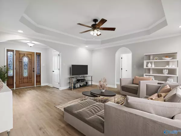 Hartselle, AL 35640,403 Twin Oaks Drive NW