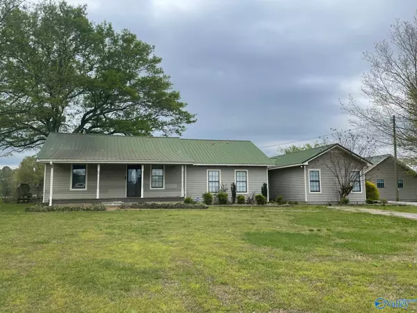 662 County Road 251, Moulton, AL 35650