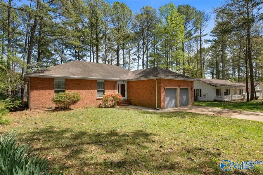 108 Stavemill Circle, Madison, AL 35758