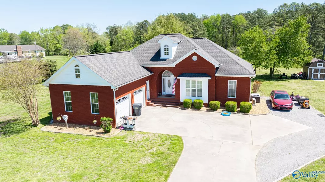 44 Patton Road, Eva, AL 35621