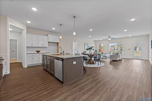 217 White Horse Way, Toney, AL 35773