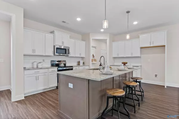 Toney, AL 35773,217 White Horse Way