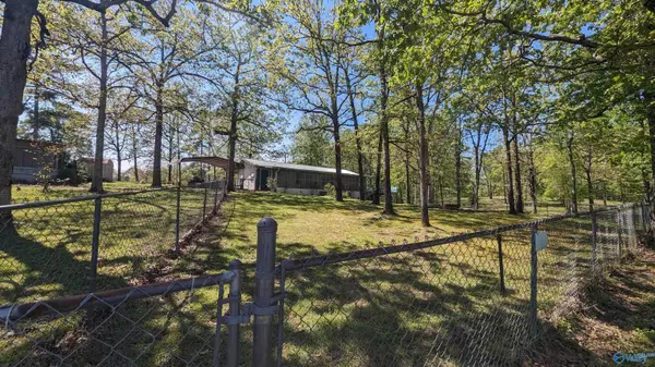 Cedar Bluff, AL 35959,95 County Road 604