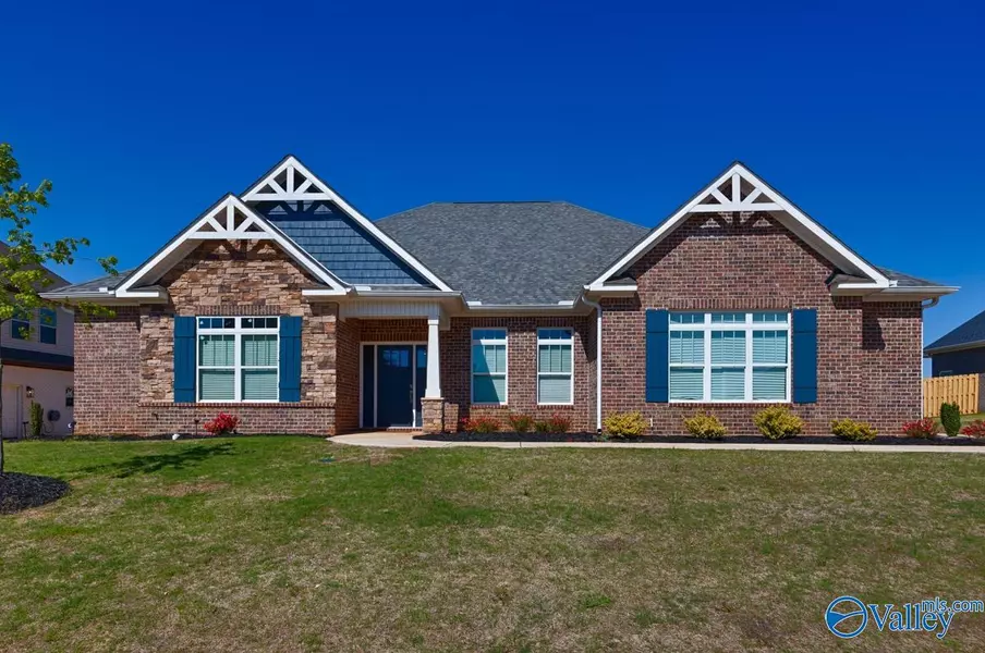 220 Brier Estate Drive, Meridianville, AL 35759