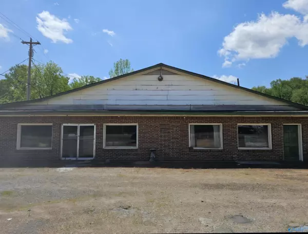 4287 Highway 231,  Laceys Spring,  AL 35754