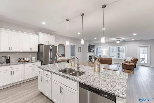 Hartselle, AL 35640,604 Ronnie Drive SE