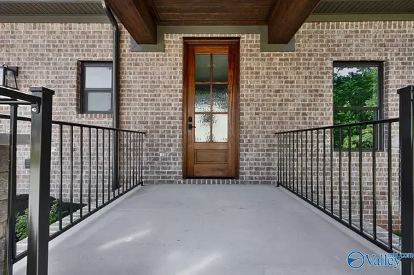 Huntsville, AL 35803,48 Ridge Bluff Circle SE