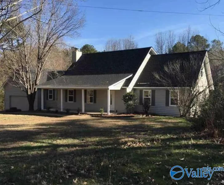 2120 Indian Hills Road NE, Hartselle, AL 35640