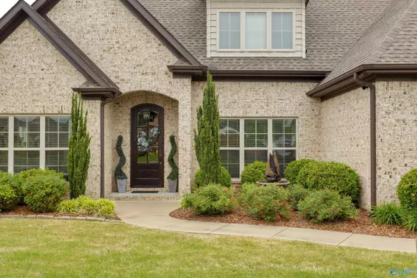 Tuscumbia, AL 35674,1123 Lake Spencer Drive