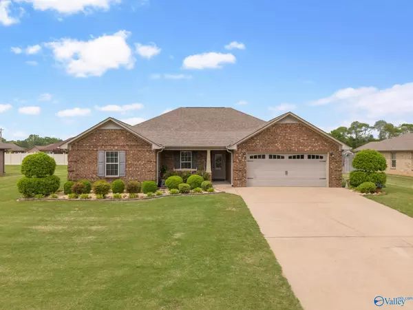 28347 Hinton Lane, Toney, AL 35773