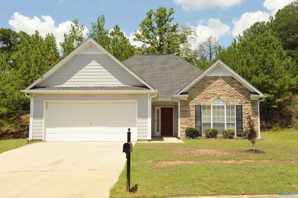 500 Camden Cove,  Calera,  AL 35040