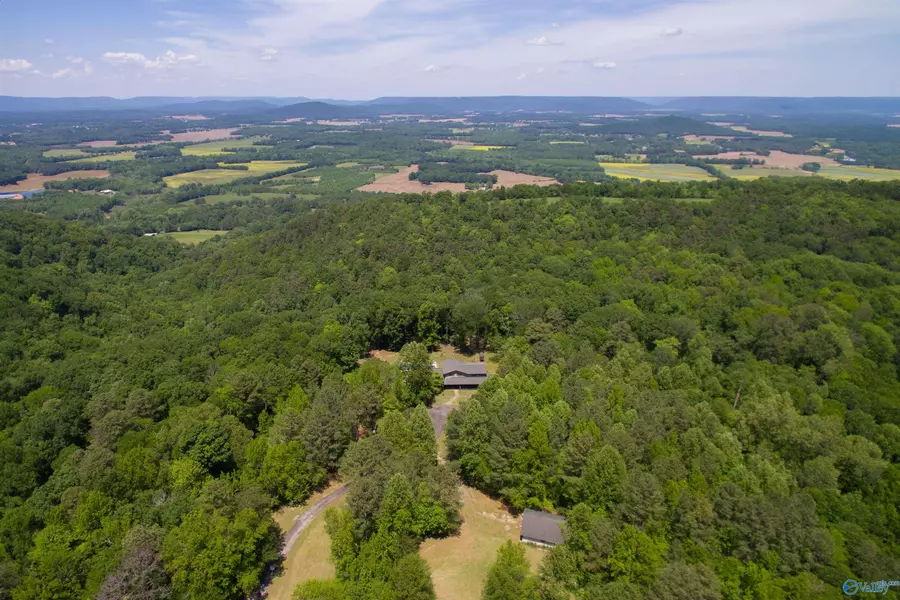 2645 Simpson Point Road, Grant, AL 35747