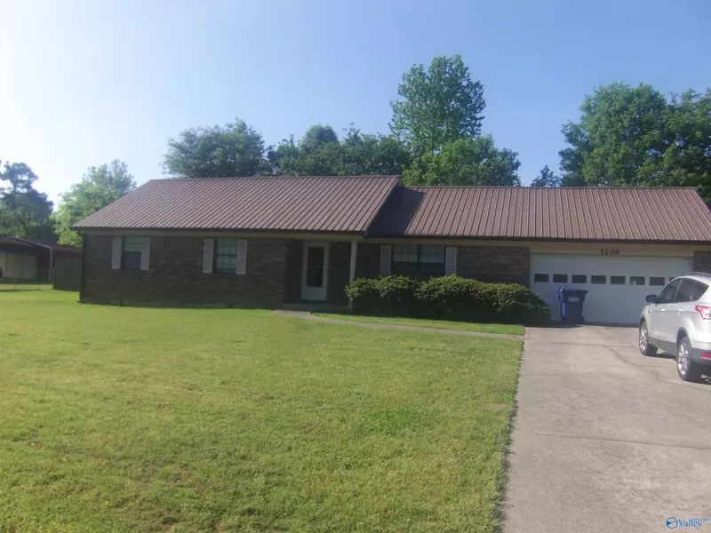 1206 Dan Avenue, Albertville, AL 35950