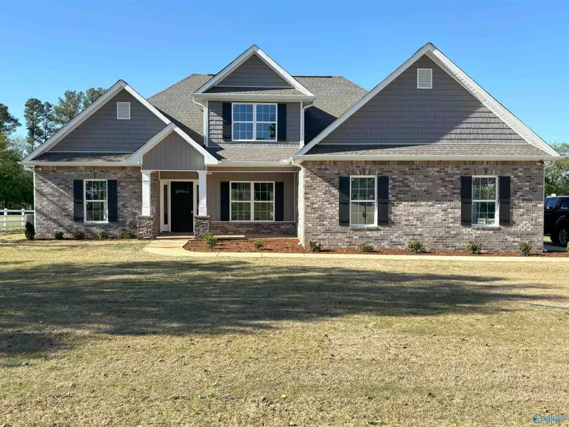 27011 Red Acres Lane, Athens, AL 35613