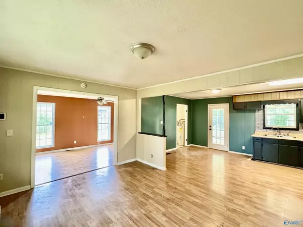 Boaz, AL 35957,407 Garmon Avenue