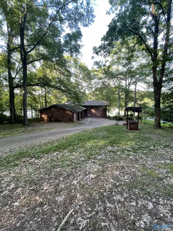 Guntersville, AL 35976,3604 Lindsey Lane