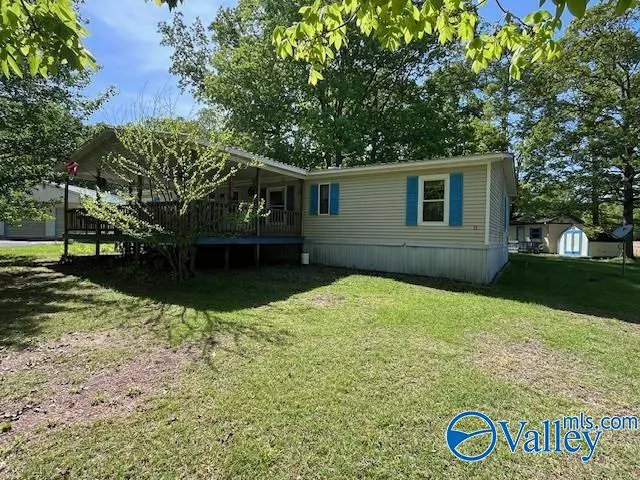 846 Perkins Wood Road, Hartselle, AL 35640