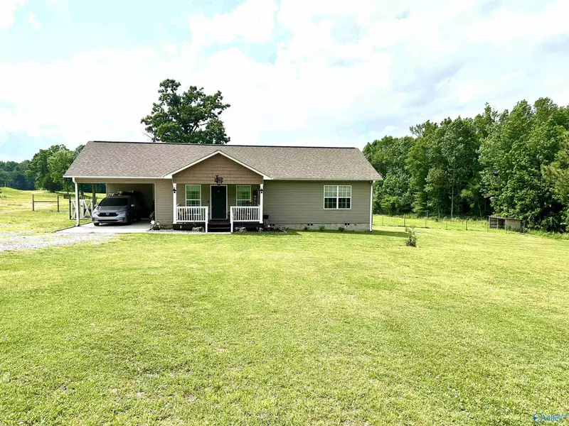 83 Wright Drive, Grant, AL 35747