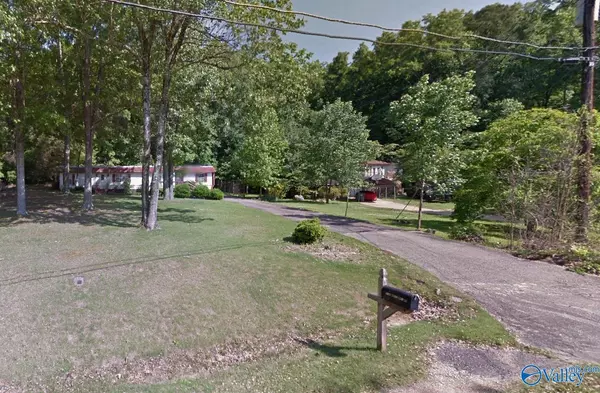 Ohatchee, AL 36271,1583 Green Hills Road