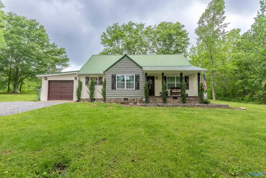 6472 Willow Road, Ider, AL 35981