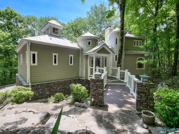 New Market, AL 35761,1920 Hurricane Road