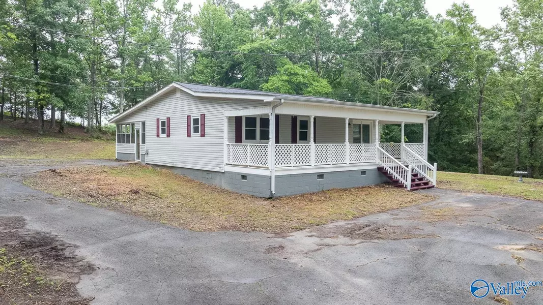 286 County Road 1241, Vinemont, AL 35179