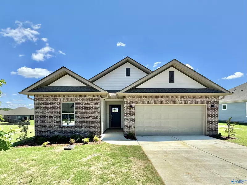 1819 Loebner Lane, Cullman, AL 35055