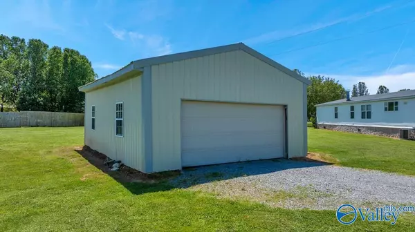 Flintville, TN 37335,9 Jeremy Lane