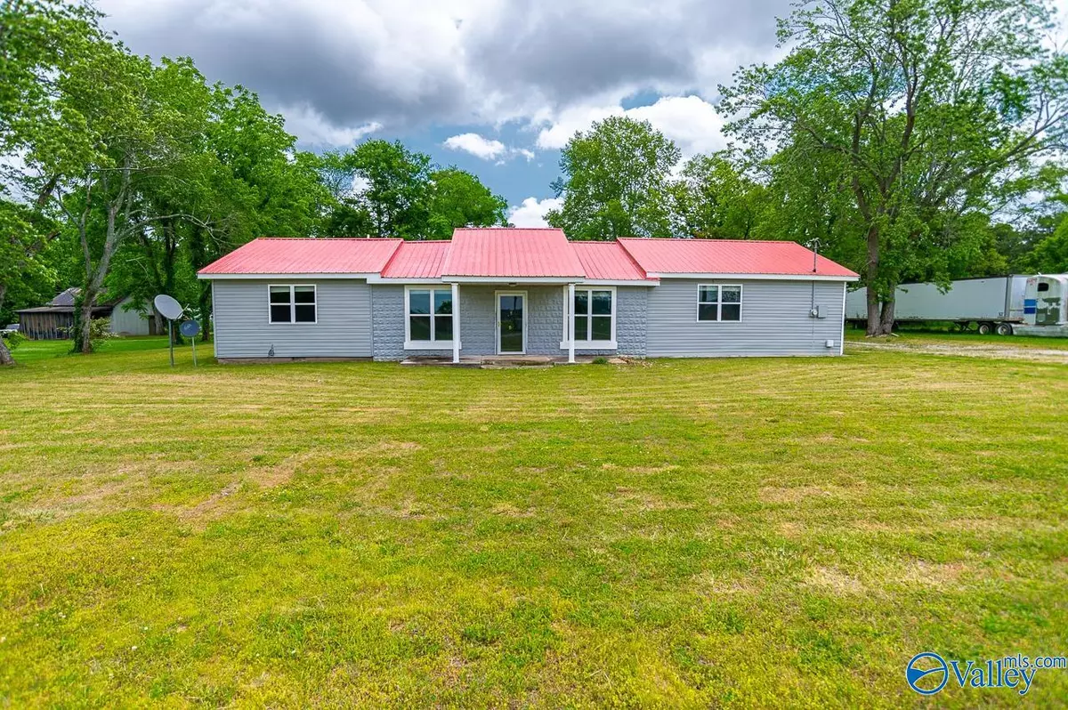 Elora, TN 37328,5 Laymond Road