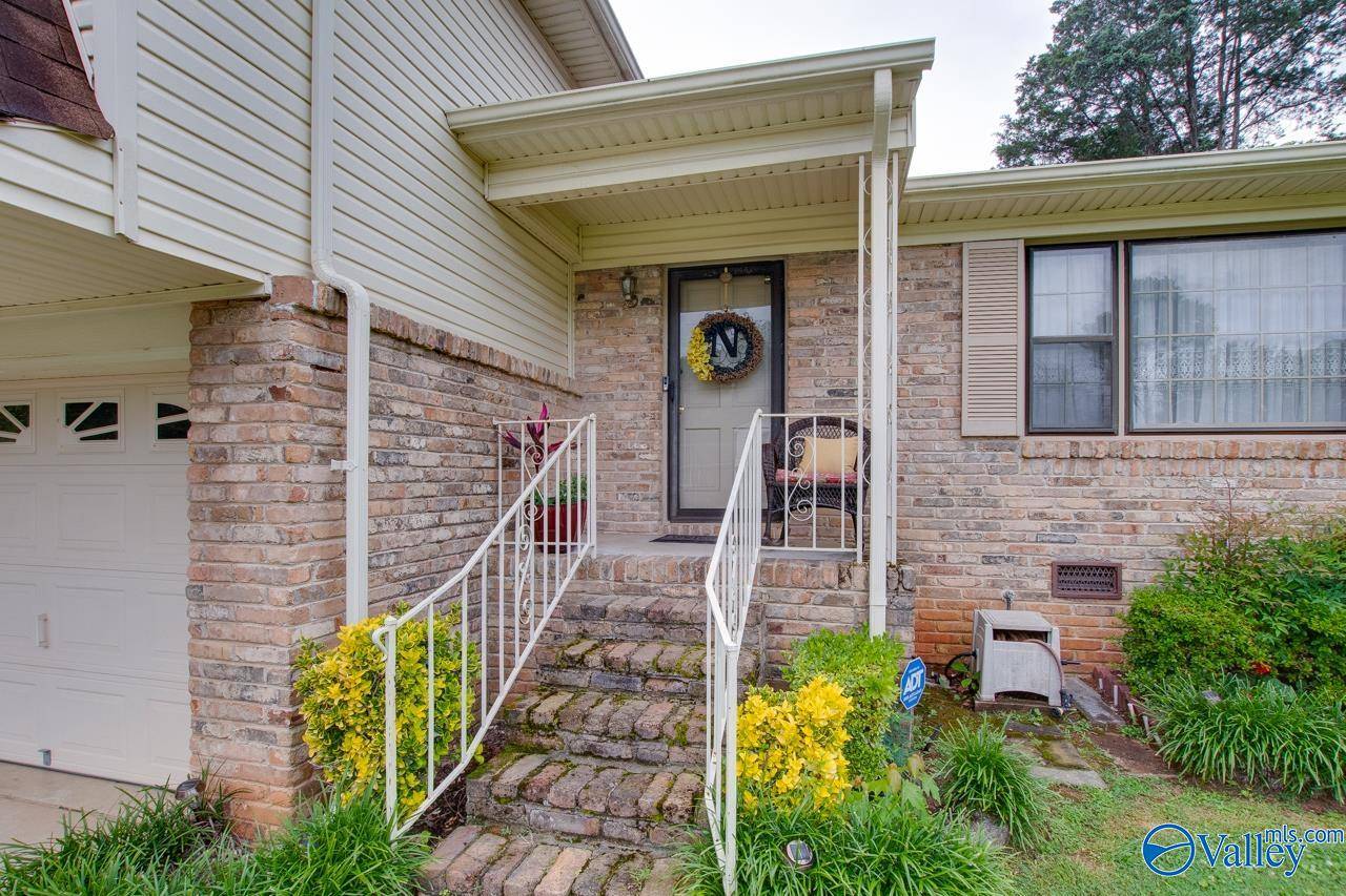 Huntsville, AL 35810,6403 NW Creighton Avenue
