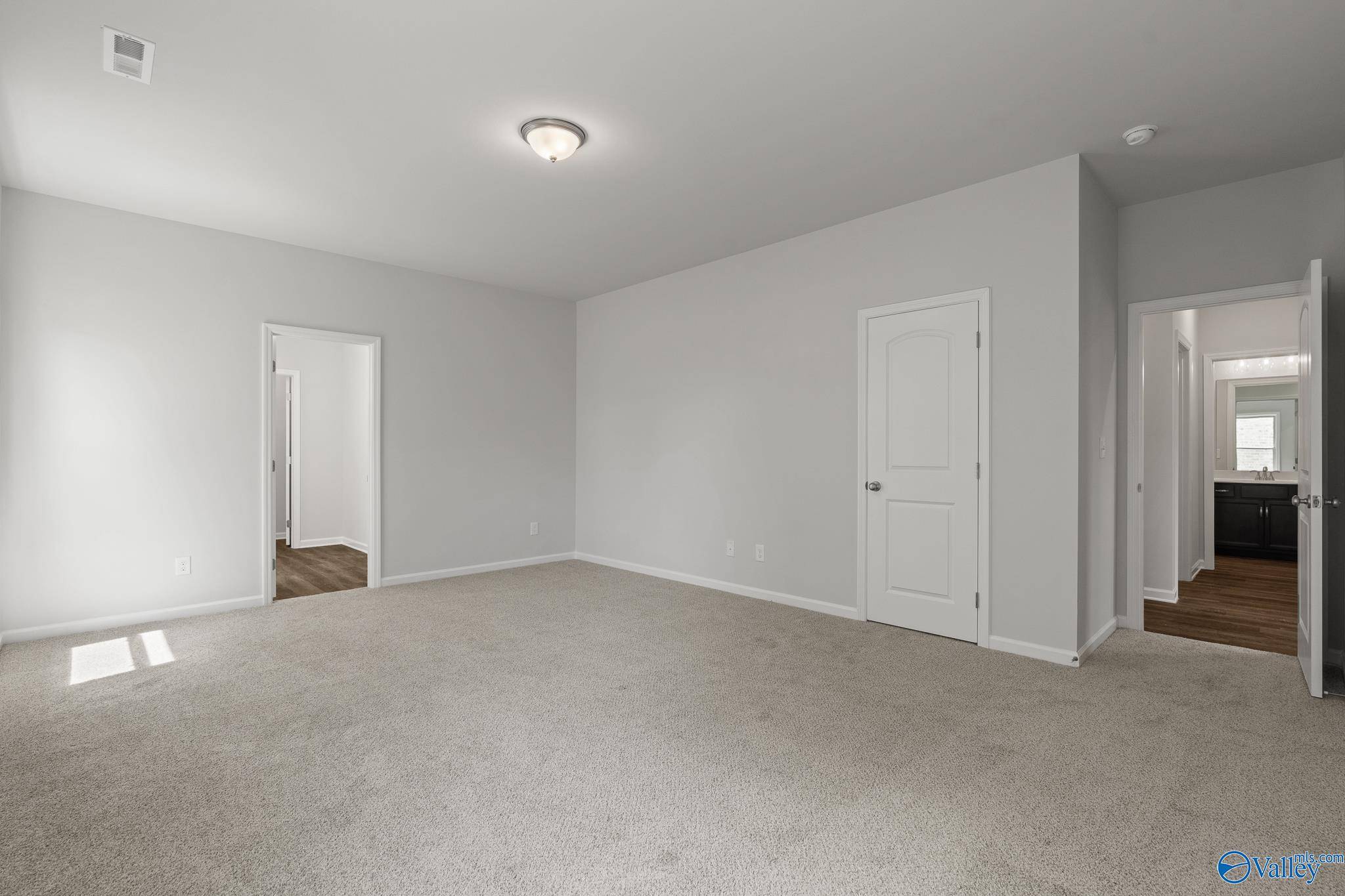 Huntsville, AL 35811,405 Tracer Street