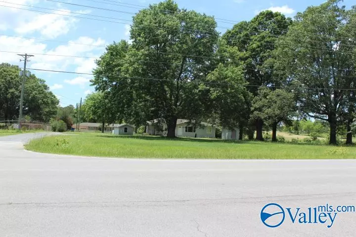 8198 Brindlee Mountain Parkway, Arab, AL 35016