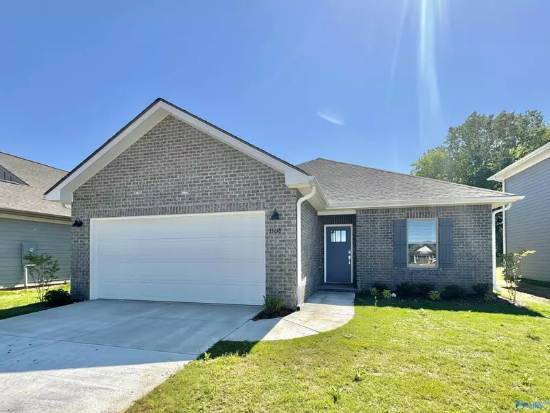 15565 Tillane Park Drive, Athens, AL 35613