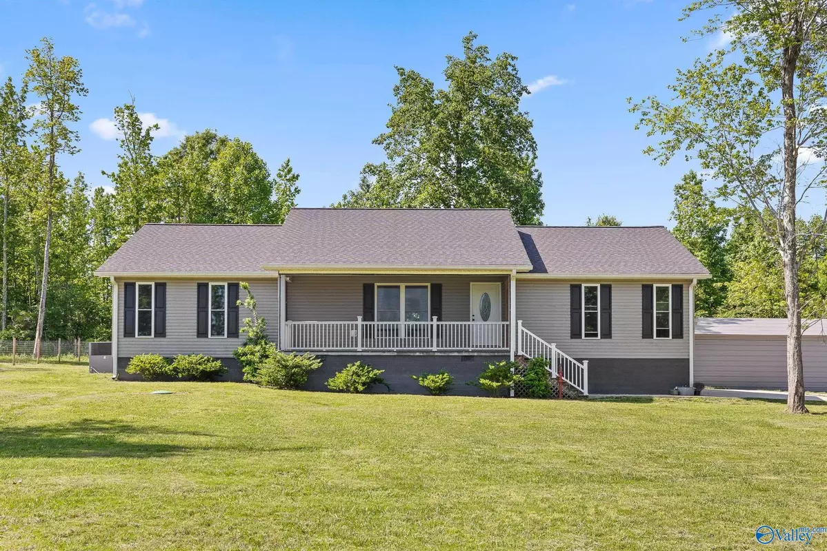 Higdon, AL 35979,991 County Road 814