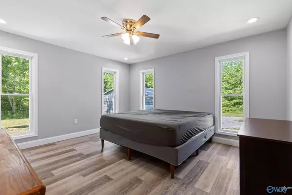 Higdon, AL 35979,991 County Road 814