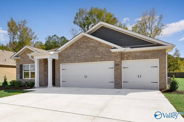 7054 SE Regency Lane, Gurley, AL 35748