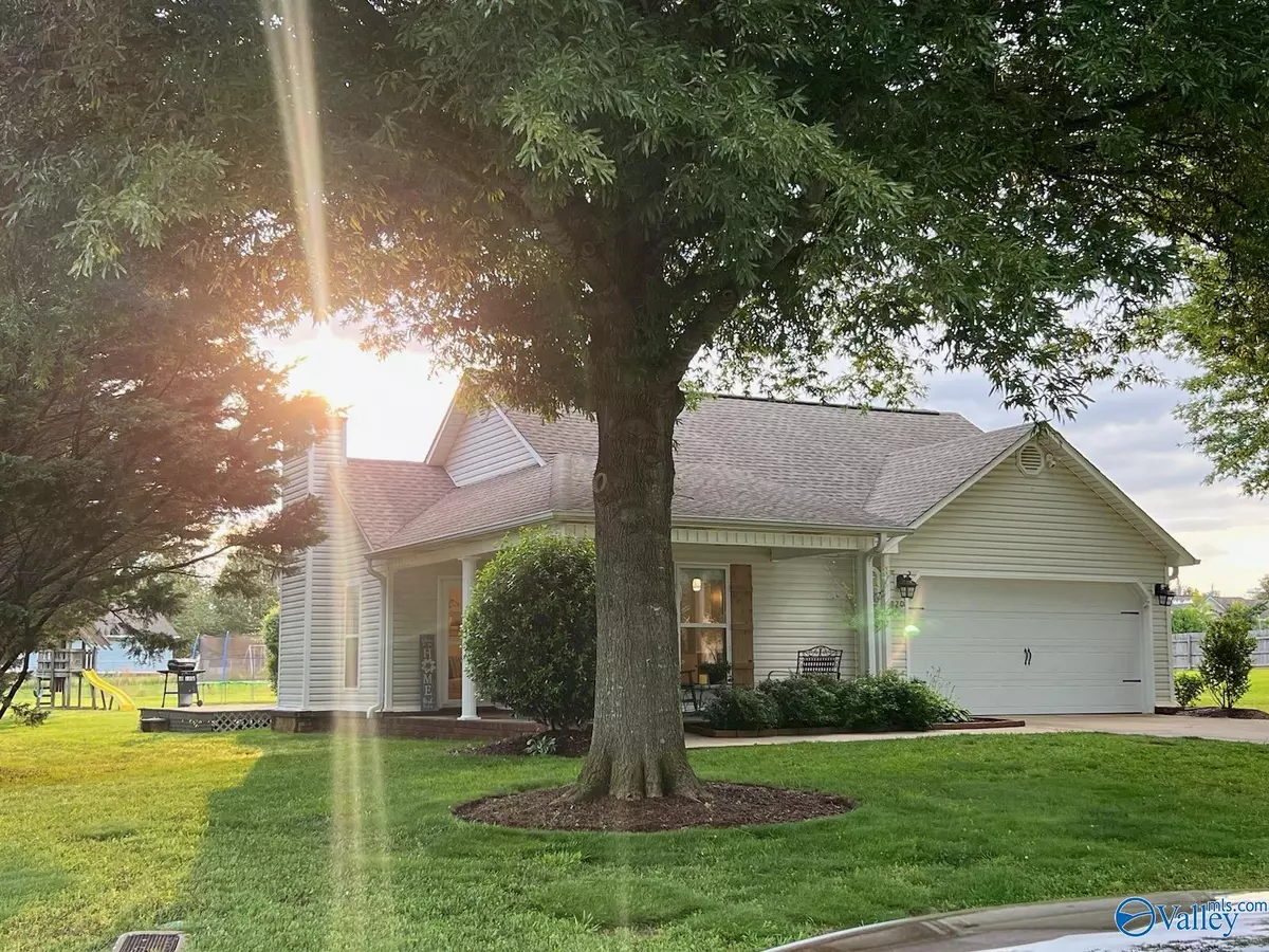 New Market, AL 35761,220 Tanner Point Drive