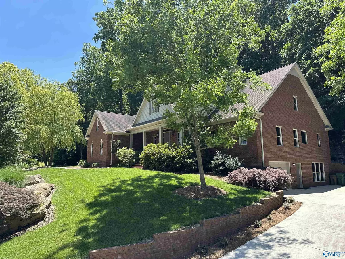 Decatur, AL 35603,3737 Timberlake Court