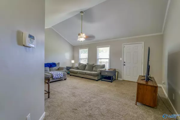 Muscle Shoals, AL 35661,313 W Washington Drive