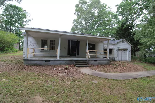 215 County Road 1839, Arab, AL 35016