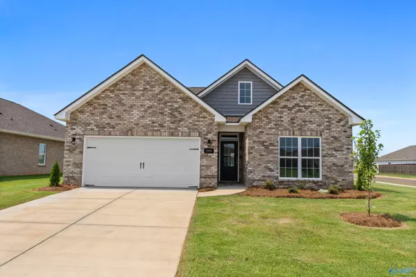 200 Goldie Court, New Market, AL 35761