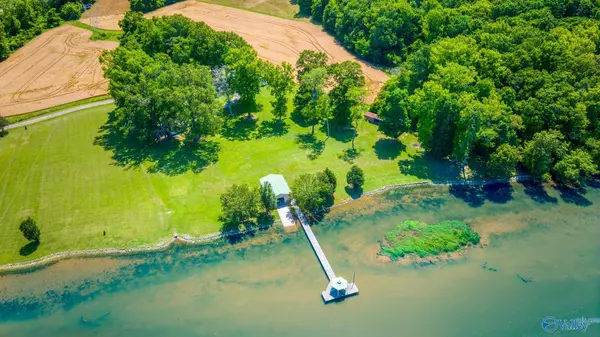 Town Creek, AL 35672,22895 Alabama Highway 101