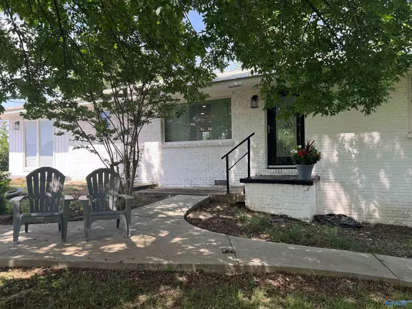 Tuscumbia, AL 35674,3069 Underwood Mountain Road