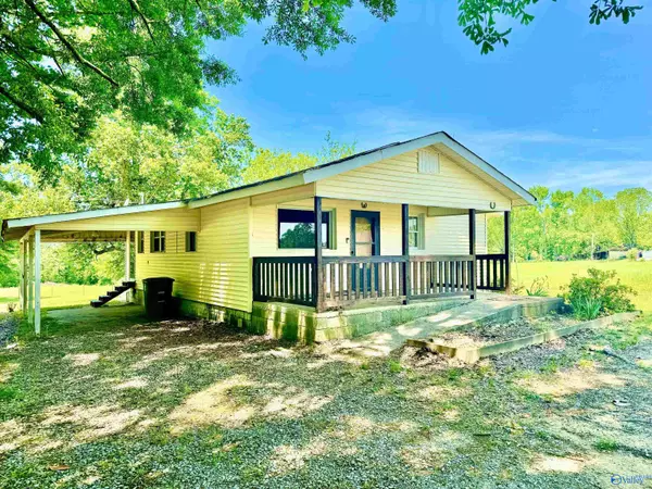 Cullman, AL 35055,865 County Road 793