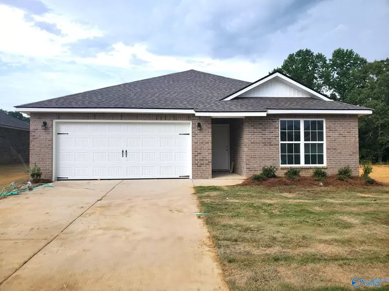 2145 Dawson Lane NE, Cullman, AL 35058