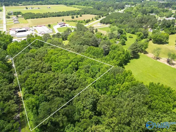 Toney, AL 35773,7774 Hwy 53 North